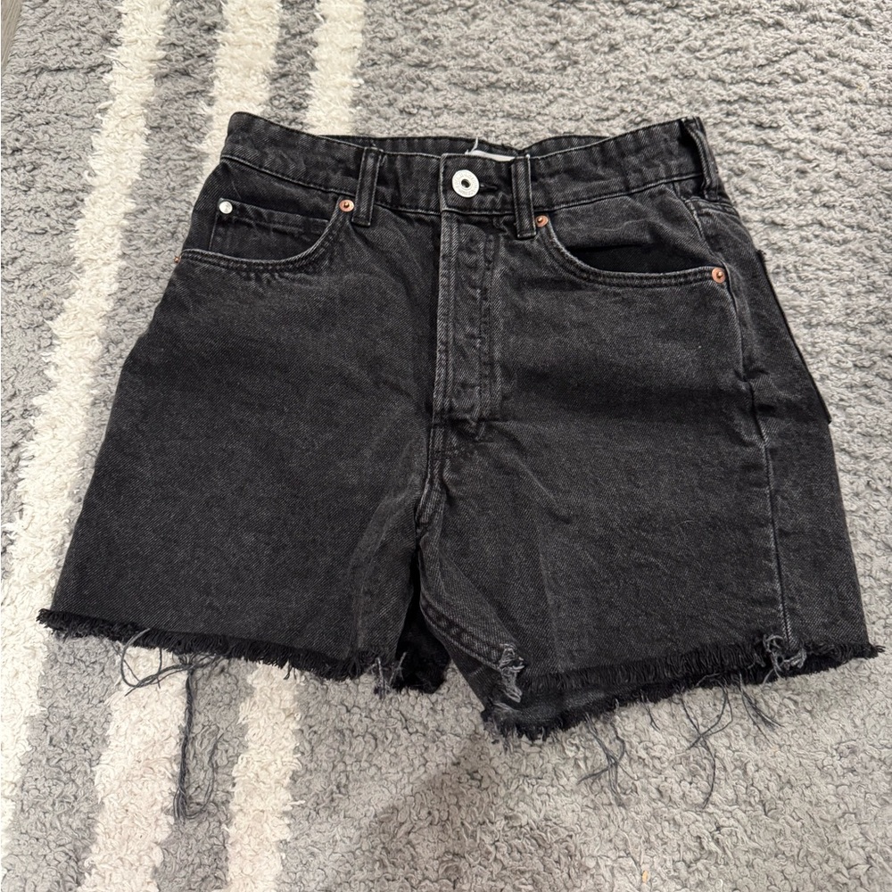 H&M Black Shorts
